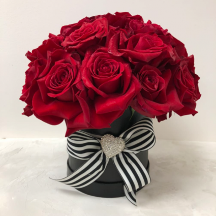 Classic beauty  Red Rose Cluster Arrangement 