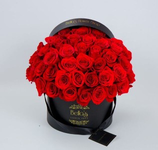 50 Red Roses in Black hat box 