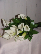 Classic Callas Handheld Bouquet