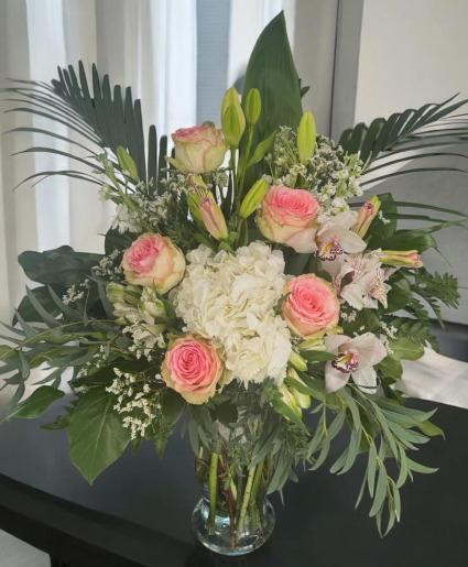 Classic Charm Vase arrangement