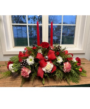 Classic Christmas Centerpiece 