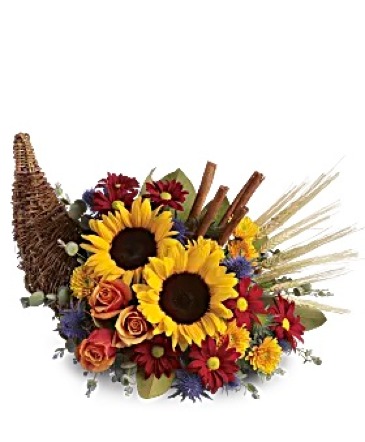 Classic Cornicopia Basket in Spokane, WA | FOUR SEASONS PLANT & FLOWER SHOP