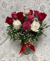 Classic Dozen 12 roses (one colour or various)  