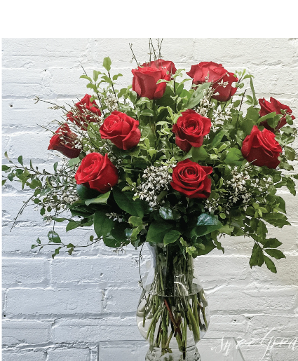 Classic Dozen Long Stem Rose Vase Arrangment 
