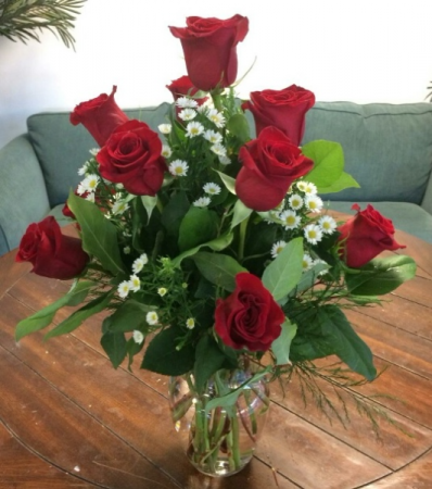 Classic Dozen Red Roses Arrangement