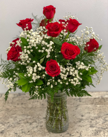 Classic Dozen Red Roses With Babies Breath