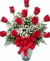 Classic Dozen Rose Arrangement 