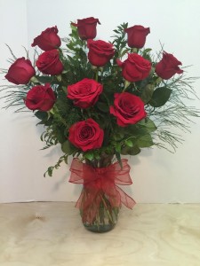 Classic Dozen Roses T&V Original