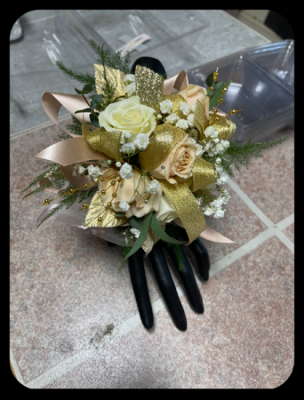 Classic Glamour Corsage 