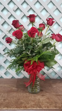 Classic Red Rose Bouquet Long Stem Premium Roses in Destrehan, LA | Plantation Decor Classic Red Rose Bouquet Long Stem Premium Roses in Destrehan, LA | Plantation Decor