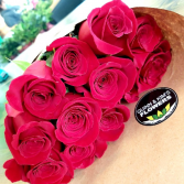 CLASSIC RED ROSES Premium long stemmed WRAPPED IN CELLO AND PAPER