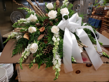 Classic Remembrance Casket Spray in Port Huron, MI | CHRISTOPHER'S FLOWERS