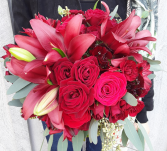Classic Romance Bouquet of Flowers