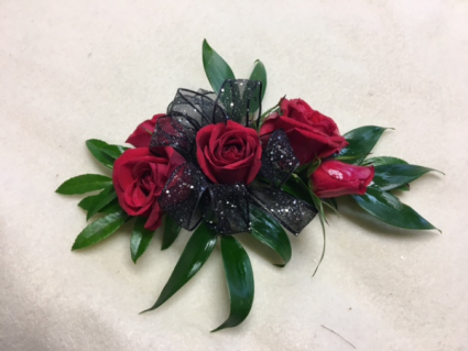 Classic Roses Wrist Corsage
