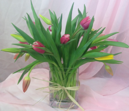 Classic tulip arrangement