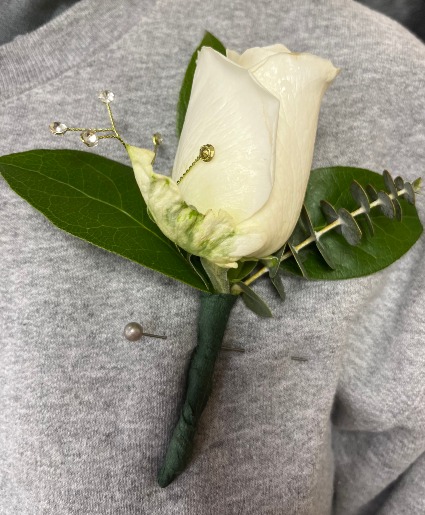 Classic White Boutonniere