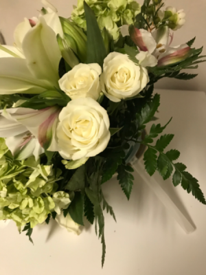 Classic White Lily & Rose Bridal bouquet