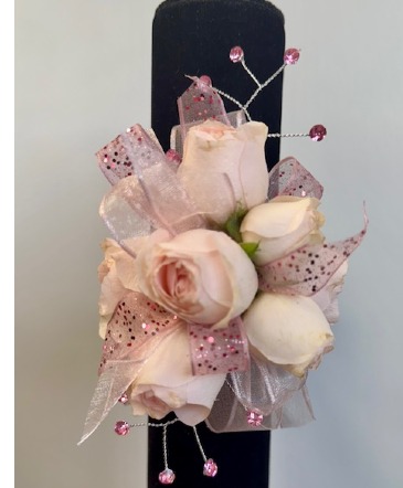 Classic Wrist  Corsage in Denison, TX | JUDY'S FLOWER SHOPPE Classic Wrist  Corsage in Denison, TX | JUDY'S FLOWER SHOPPE