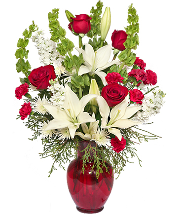 Classical Christmas Floral Arrangement in Newmarket, ON | FLOWERS 'N THINGS FLOWER & GIFT SHOP