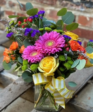 Classy and Colorful Floral Arrangement