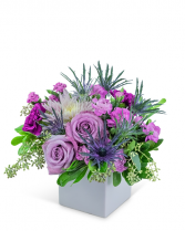 Cleopatra Moon Flower Arrangement