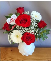 Cloud Nine Keepsake Arrangement