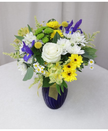 Cobalt Beauty Flowers may slightly vary
