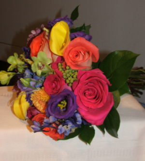 Color Bright  Handheld Bouquet