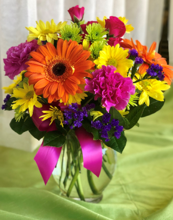 Color Me Happy  in Youngstown, OH | BLOOMING CRAZY FLOWERS AND GIFTS