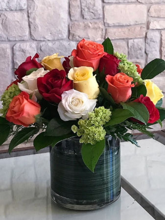 COLOR MY WORLD 12+ ROSES MULTI COLOR