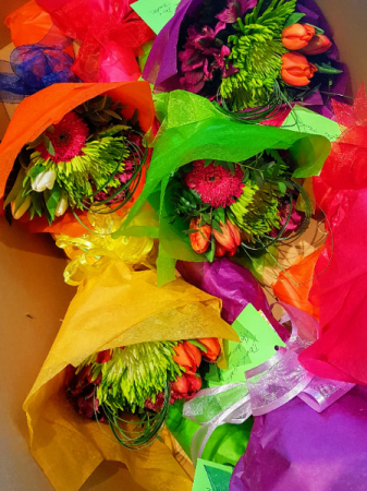 COLOURFUL SEASONAL BOUQUETS in Halifax, NS | Twisted Willow
