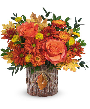  Woodsy Whisper Bouquet in the enchanted forest cylinder   T24T305A