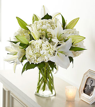 Compassionate Lily Bouquet S5262d in Snellville, GA | SNELLVILLE FLORIST Compassionate Lily Bouquet S5262d in Snellville, GA | SNELLVILLE FLORIST
