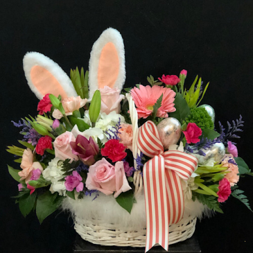Confessions of a Hop-a-holic  Easter basket in Chesterfield, MO | ZENGEL FLOWERS AND GIFTS