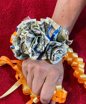 CONGRATS ON YOUR SUCCSESS MONEY CORSAGE TRENDING in Renton, WA | Alicia's Wonderland II