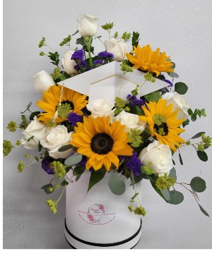 Congratulations arrangement Graduation 