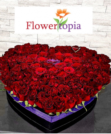 Corazon de Amor Extremo   Corazon de Lujo de 100+ Rosas Rojas in Miami, FL | FLOWERTOPIA