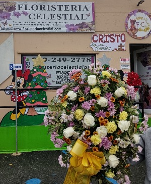 Corona lavanda, amarilla y blanca 