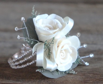 Corsage 4 Corsage