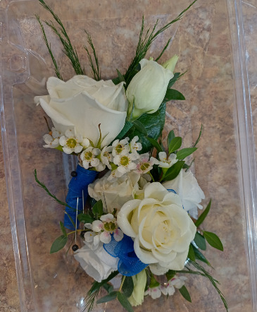 Corsage and Boutonniere Combo  in Glastonbury, CT | THE FLOWER DISTRICT