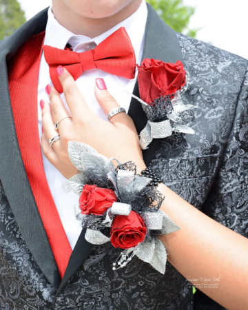 Corsage & Boutonniere Rose Amor