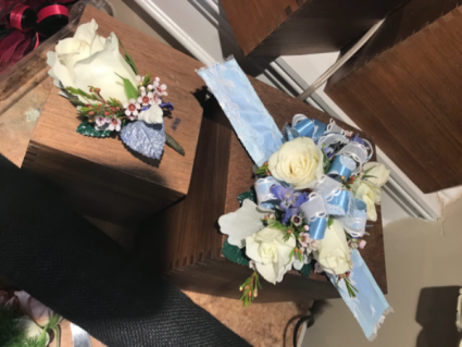 Corsage Corsage