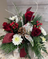 Country Christmas Fresh Arrangement