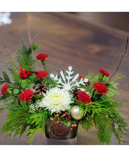 Country Christmas Fresh arrangement