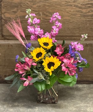 Country love Floral arrangement