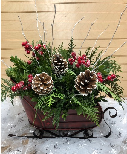 COUNTRY SLEIGH ARRANGEMENT