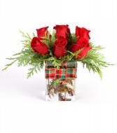 Cozy and Love Roses Vase Arrangement