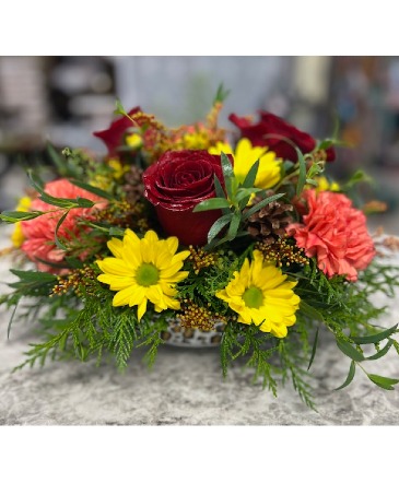 Cozy Blooms  in Portland, MI | COUNTRY CUPBOARD FLORAL