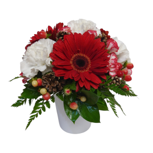 Cranberries Holiday Bouquet Flowers