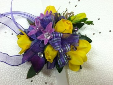 Crazy Dance PROM FLOWERS